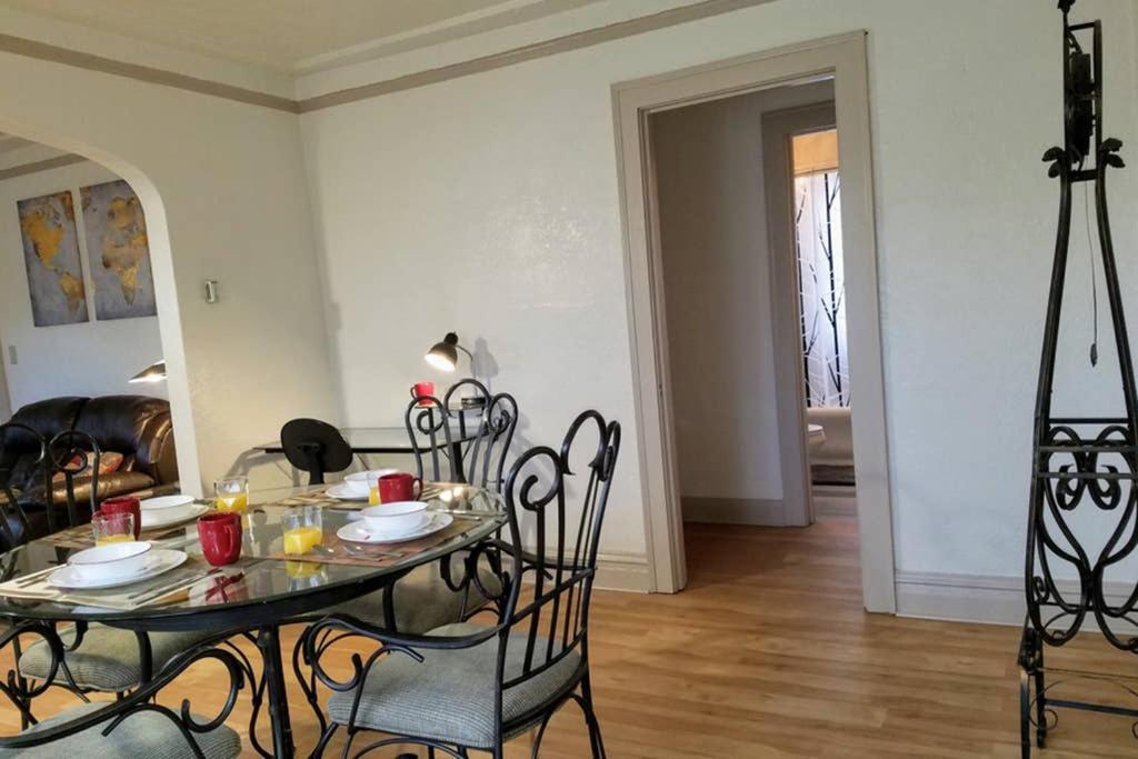 2 Bedroom Apt Near Great Lakes Naval Base And 6 Flags 沃基根 外观 照片